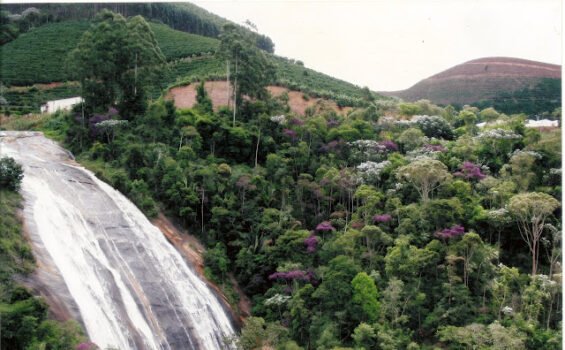 Cachoeira da Rampa, em Brejetuba / Foto: PMB