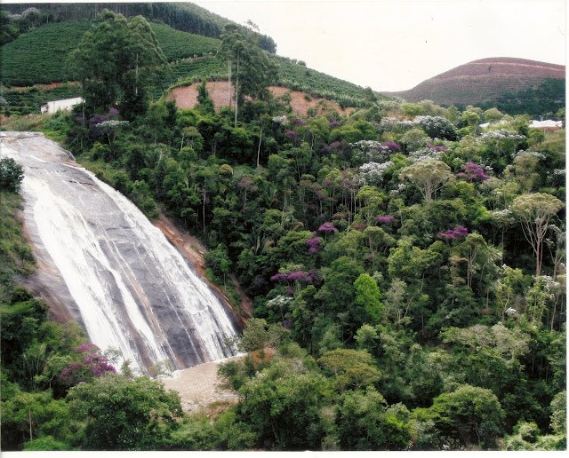 Cachoeira da Rampa, em Brejetuba / Foto: PMB
